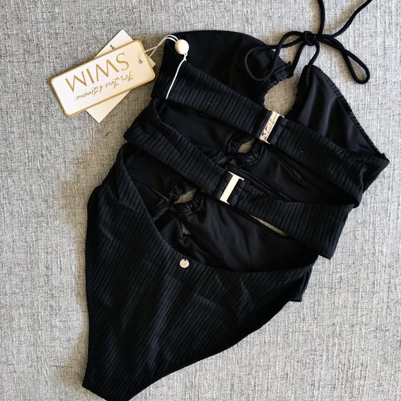 SOLD ON AKZNYC - Picture 6 of 11